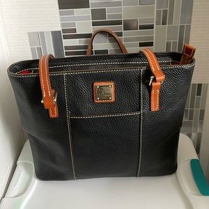Dooney & Bourke 1975 Tote